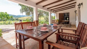 Outdoor dining - Cortijo Burruelo Algodonales by Ruralidays (Cádiz)