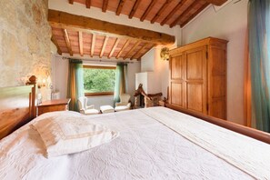 7 Schlafzimmer, Bügeleisen/Bügelbrett, WLAN, Bettwäsche