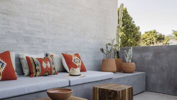 Kamar Deluks | Teras/patio