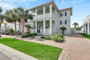 Casa (3 Bedrooms) | Exterior