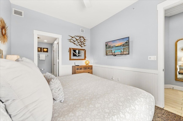 Apartment (2 Bedrooms) | Interior - Golden Hour TC 3204 (Port Aransas)