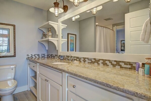 Apartment (2 Bedrooms) | Front of property