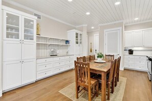 Interior - Palm Tree Retreat TC 3102 (Port Aransas)