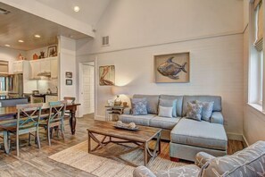 Apartment (3 Bedrooms) | Front of property - Pura Vida TC 2301 (Port Aransas)