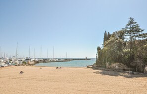 Beach - Nice apartment in Mandelieu-la-Napoule (Mandelieu-la-Napoule)