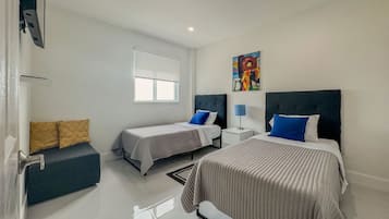 2 bedrooms, desk, iron/ironing board, travel crib