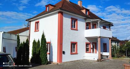 Monteurwohnung bis zu 10 Personen gratis Parkplatz WLAN Grill nur Einzelbetten