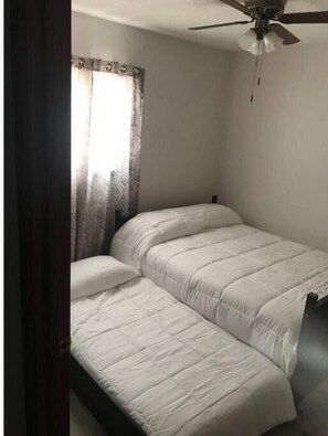 4 bedrooms, WiFi, bed sheets