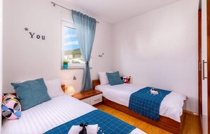 2 camere, ferro/asse da stiro, culla da viaggio, Wi-Fi gratuito