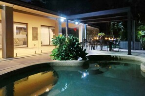 Pool - Lake View Home in Morisset (Morisset Park)