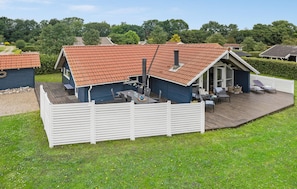 Outdoor dining - Amazing home in Sydals with kitchen (Sydals)