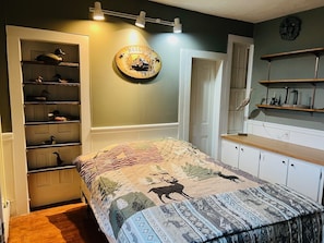 5 Schlafzimmer, Bügeleisen/Bügelbrett, kostenloses WLAN, Bettwäsche