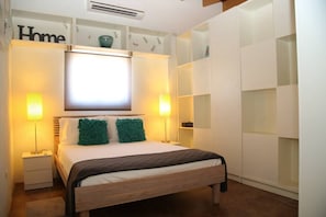 1 chambre, lit parapluie