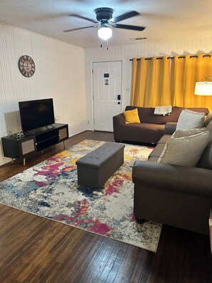 Smart TV, books