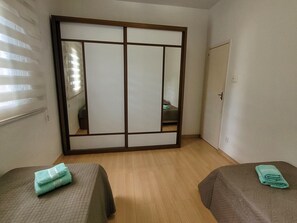 2 Schlafzimmer, Bügeleisen/Bügelbrett, WLAN, Bettwäsche