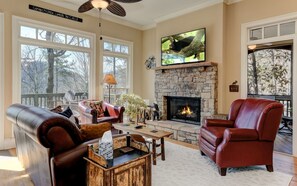 Fernseher, Kamin, DVD-Player, Tischtennisplatte