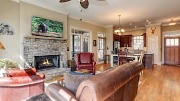 TV, fireplace, DVD player, ping pong