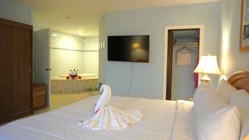 Presidential Room | In-room safe, desk, blackout curtains, iron/ironing board