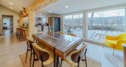 Brand New House with Huge patio overlooks Esopus Creek at Lake Katrine