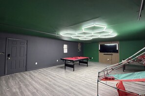 Spielezimmer