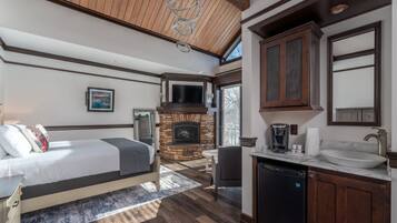 1 bedroom, desk, free WiFi