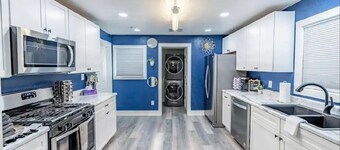 Walk Train & Rte 66 / The Stay @ Seven•One•Three