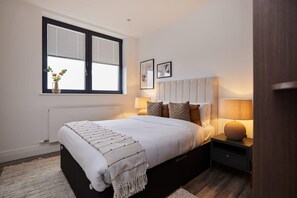 Apartment | 3 bedrooms - The Harlesden Escape - Spacious 3bdr Flat With Balcony (London)