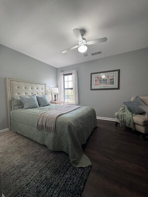 4 habitaciones, tabla de planchar con plancha y wifi gratis 