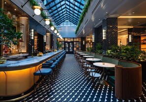 Bar (in der Unterkunft)