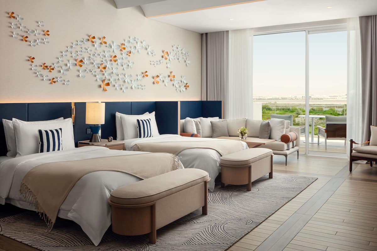 Deluxe Room, 2 Twin Beds, Balcony | 1 bedroom, minibar, in-room safe, desk