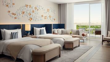 غرفة ديلوكس - سريران فرديان منفصلان - بشرفة | 1 غرفة نوم وميني بار وخزنة داخل الغرفة ومكتب