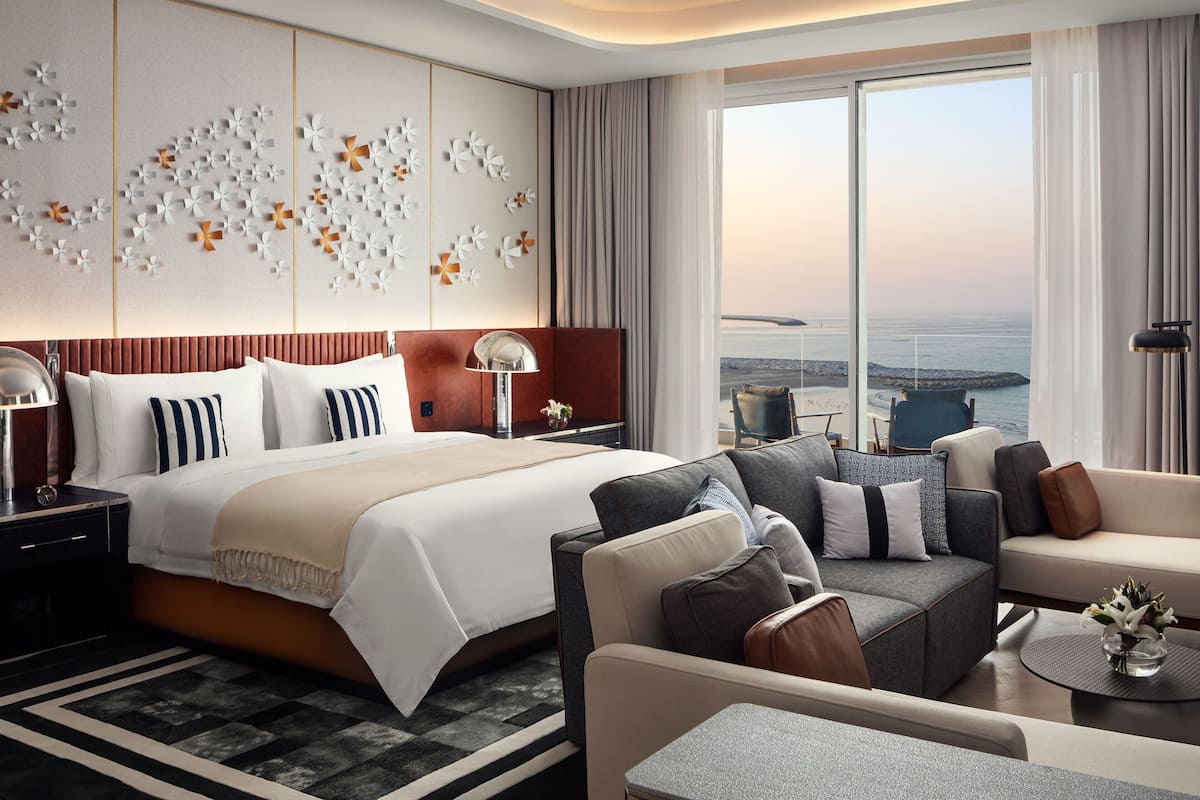 Presidential Suite, 1 King Bed, Balcony, Sea View | 1 bedroom, minibar, in-room safe, desk