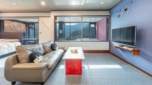 Basic Room, 1 Bedroom (B2) | Living area | LCD TV - Gapyeong Poin Poolvilla Pension (Gapyeong)