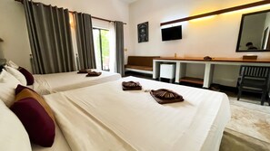 Family Room, Multiple Beds
