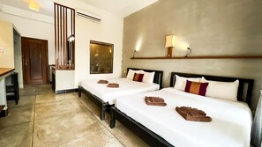 Family Room, Multiple Beds
