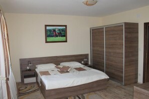 Comfort Room | 1 bedroom, desk, laptop workspace, free WiFi - Agrotourism Vinia (Bjelovar)