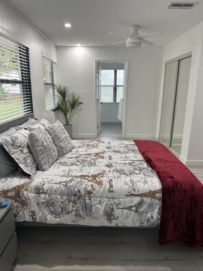 4 camere, ferro/asse da stiro, Wi-Fi, lenzuola