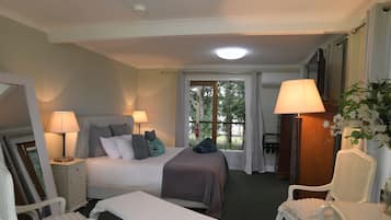 9 habitaciones, tabla de planchar con plancha y wifi gratis