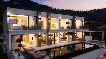 Front of property – evening/night