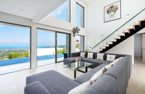 Smart TV - Luxury 5 Bedroom Modern Villa - KBR17 (Koh Samui)