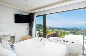 5 bedrooms, desk, iron/ironing board, free WiFi