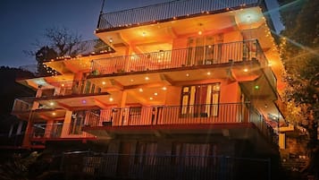 Front of property – evening/night