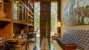 Interior - Aldea Zama Villa with Private Pool, Art & Spa (Tulum)