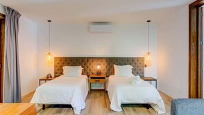 3 bedrooms, iron/ironing board, WiFi (free), bed sheets - Aldea Zama Villa with Private Pool, Art & Spa (Tulum)