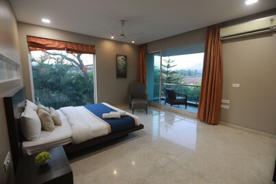 Baya Resorts & Homes