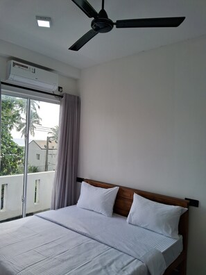 1 phòng ngủ, bàn ủi/dụng cụ ủi quần áo