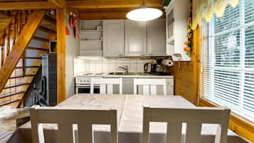 Refrigerador, microondas, horno y lavavajillas