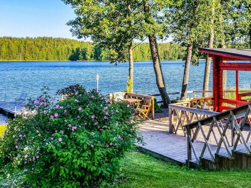 Wanha karminranta by Interhome