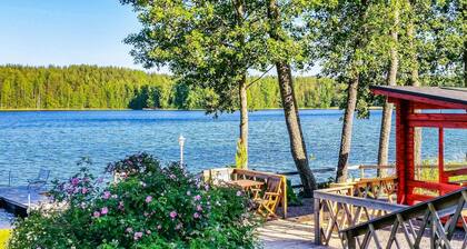 Wanha karminranta by Interhome