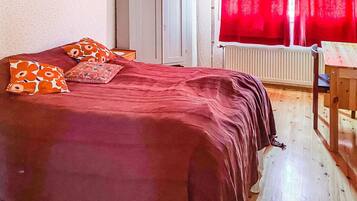 3 chambres, bureau, accĂšs Internet